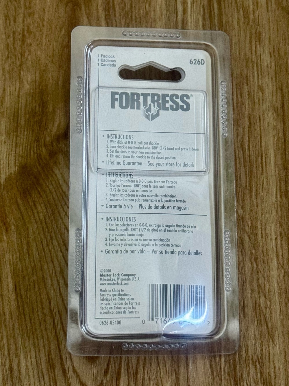 Master Lock FORTRESS 626D Combination Padlock Resettable 4-Dial Brass Finish - Picture 2 of 5
